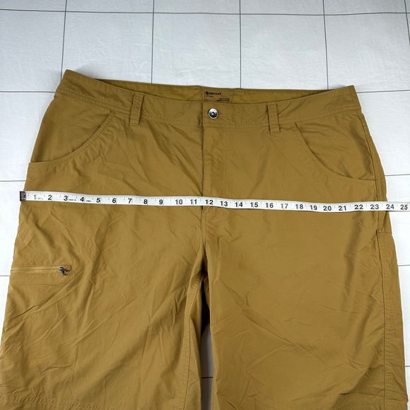Marmot Shorts Mens 40 Tan Brown Zip Cargo Pocket Hiking Outdoor Trail Trek Walk - Picture 7 of 11